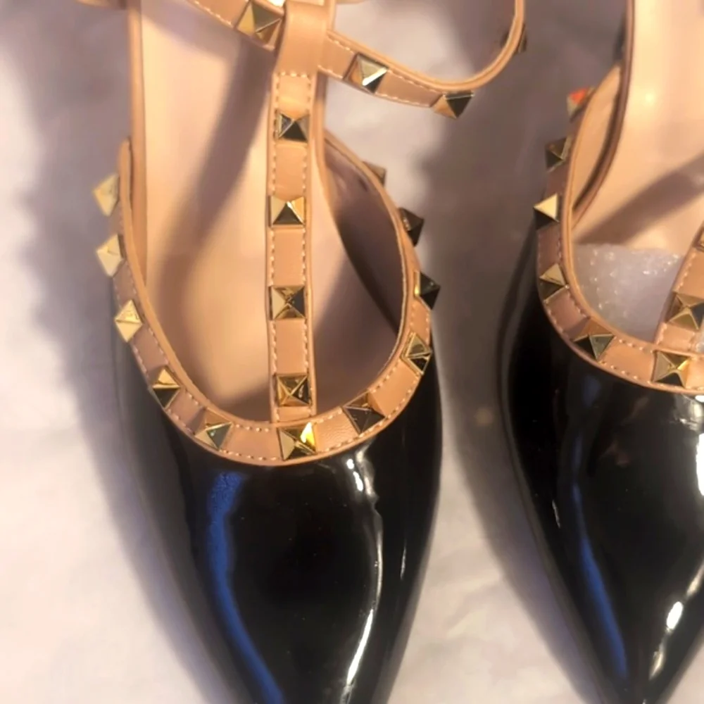 New Classic Two-Tone Black and Beige Heels with T-Strap Design Size 41